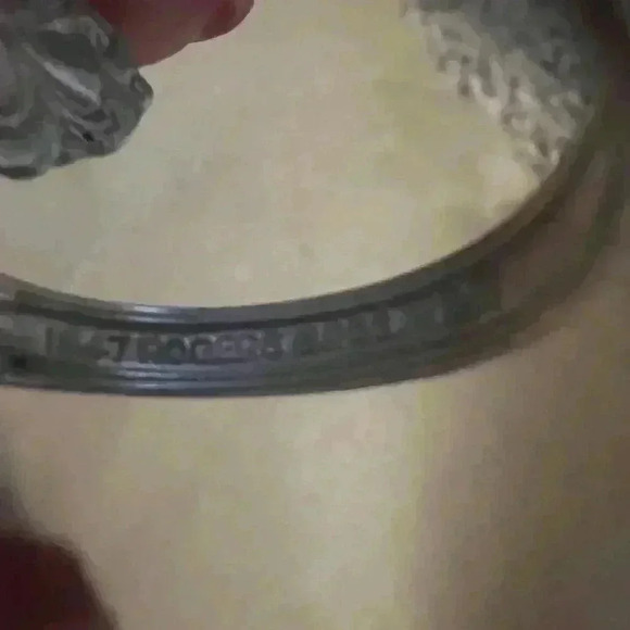 Vintage 1847 Roger’s Bros Silver Spoon Handmade Statement Ring | Size 7 - Picture 6 of 6